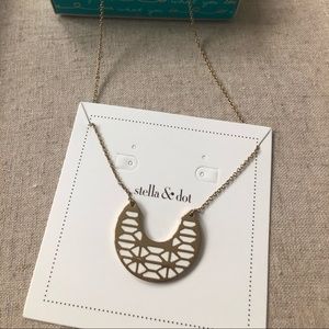 Breeze block enamel pendant necklace